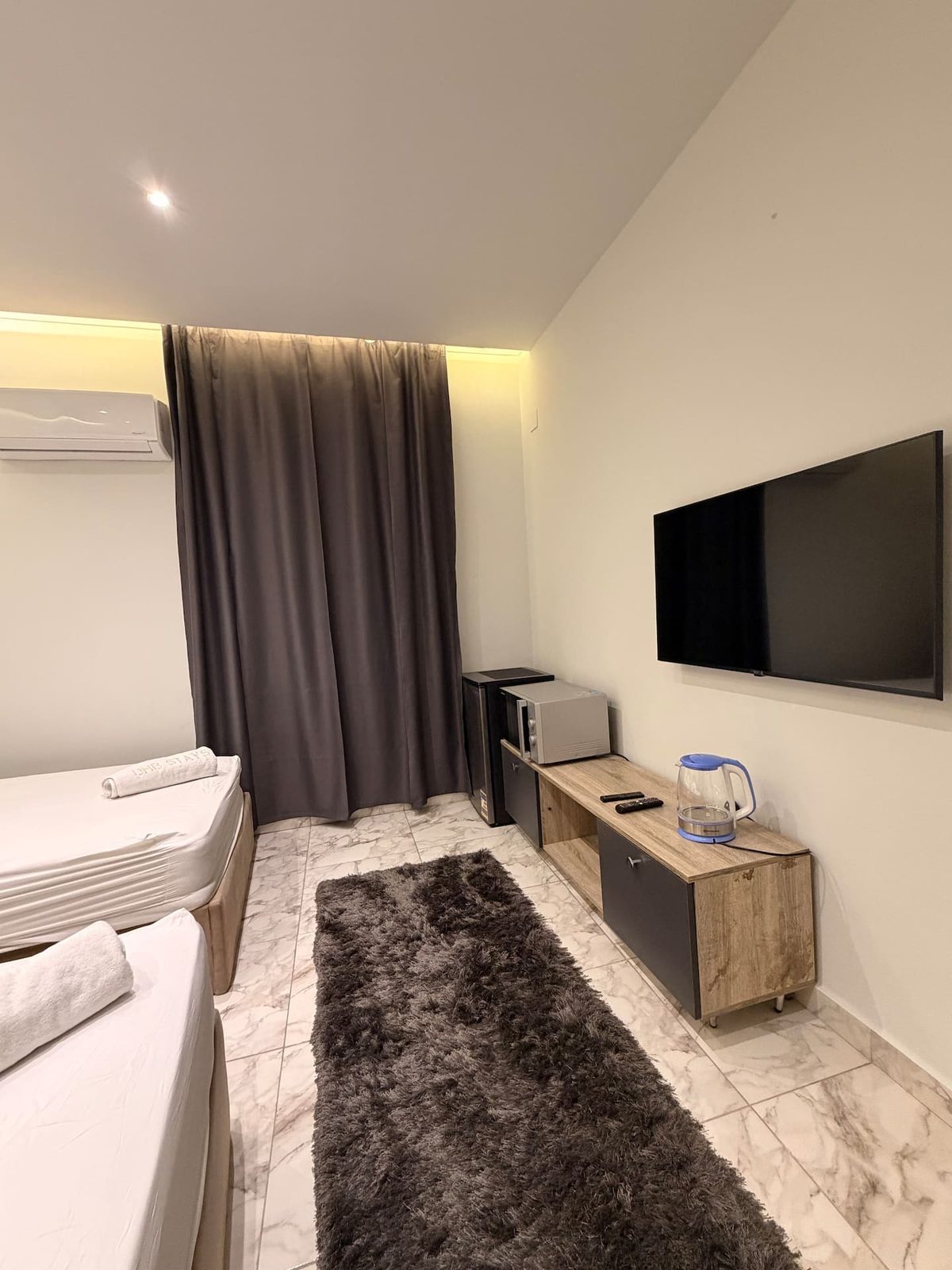 DHB STAYS | Transit Studio Near Ramses | G-103 — Bedroom 1 in Downtown Cairo (Marouf), Cairo Governorate, Egypt, Egypt — photo 2