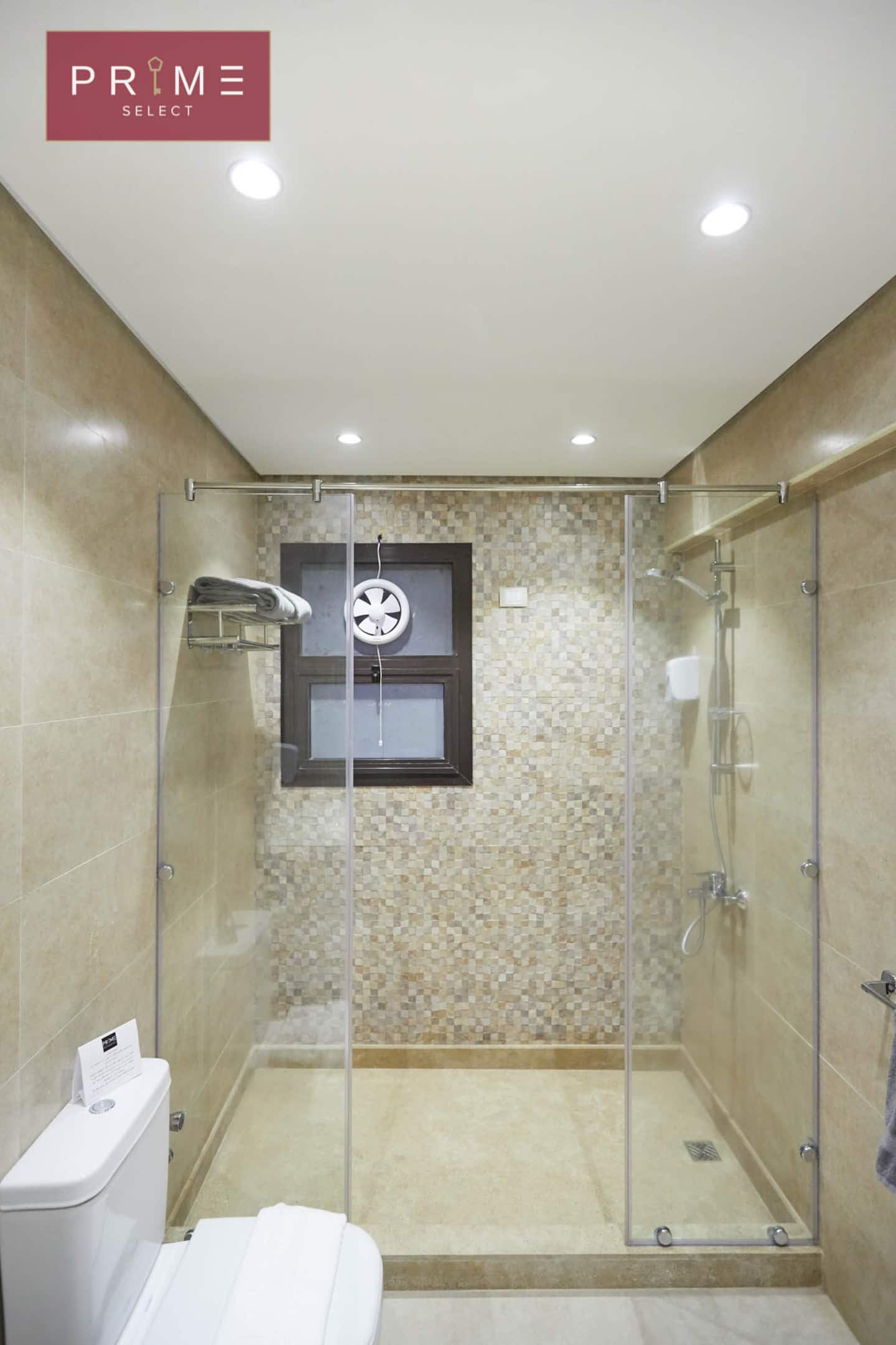 4 BDRs Apt. Nile View - Prime Residence Arkadia — Full bathroom 2 in Prime Residence Arkadia, Cairo, Egypt