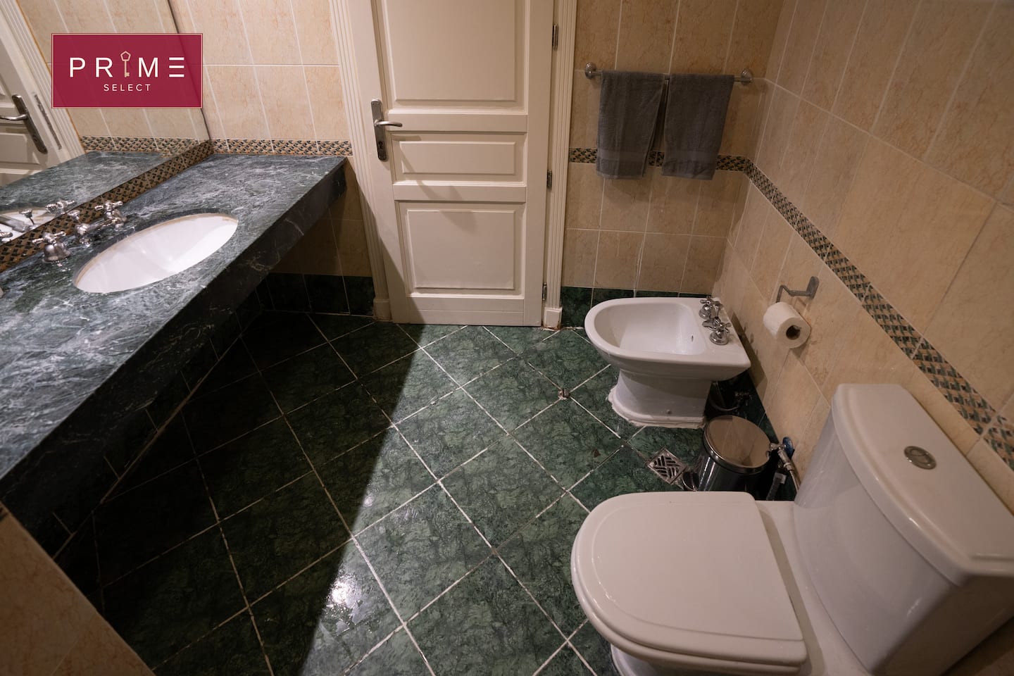 2BDRs Apt Seaview - Prime Select San Stefano Alex. — Full bathroom 1 in Prime Select San Stefano Alex., Alexandria, Egypt — photo 2