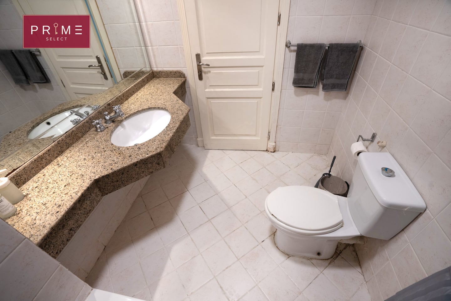 2BDRs Apt Seaview - Prime Select San Stefano Alex. — Full bathroom 2 in Prime Select San Stefano Alex., Alexandria, Egypt — photo 2
