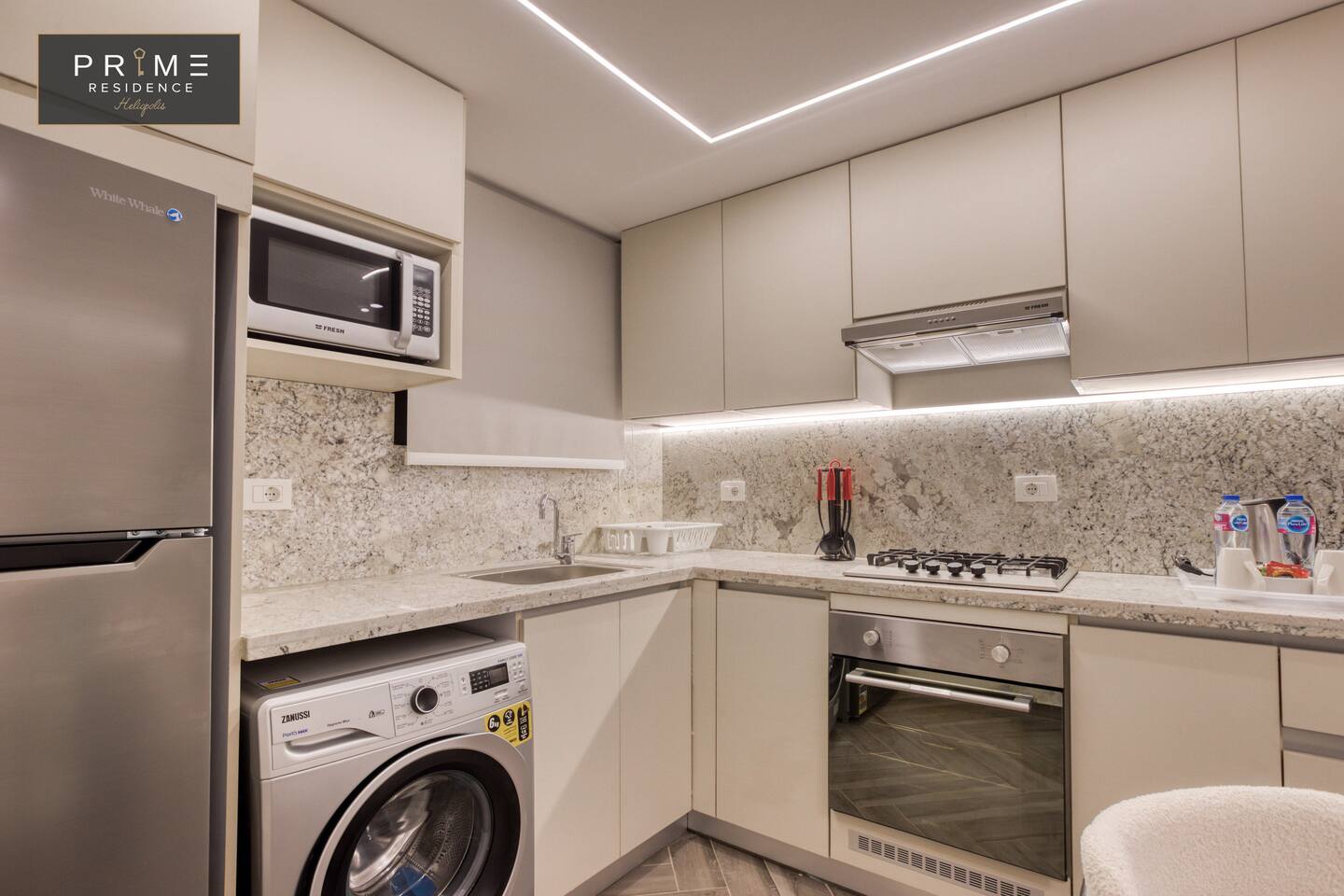 Superior 1 BDR Apt - Prime Residence Heliopolis — Full Kitchen in Prime Residence Heliopolis, Cairo, Egypt — photo 3