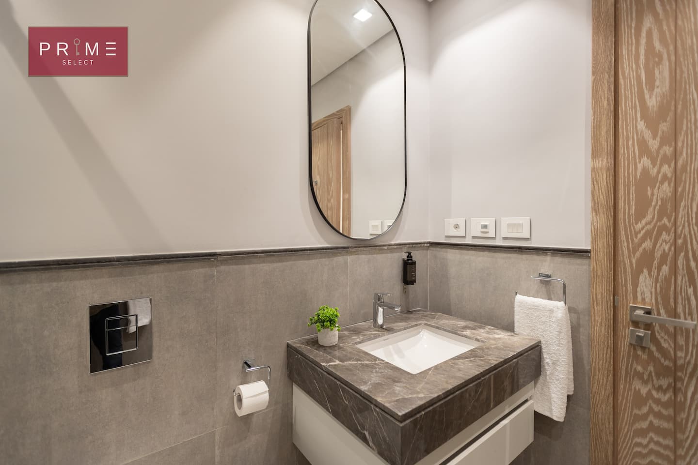 DLX. 2 BDR - Prime Select Mall of Arabia — Full bathroom 1 in Prime Select Mall of Arabia, 6th of October, Egypt — photo 3
