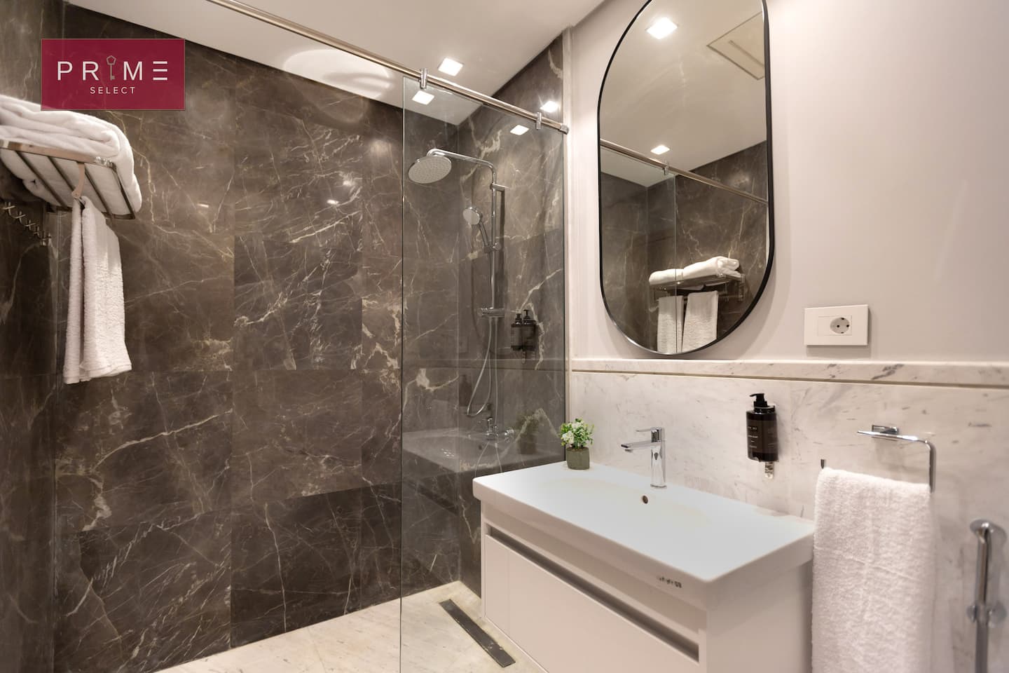 DLX. 2 BDR - Prime Select Mall of Arabia — Full bathroom 2 in Prime Select Mall of Arabia, 6th of October, Egypt — photo 2