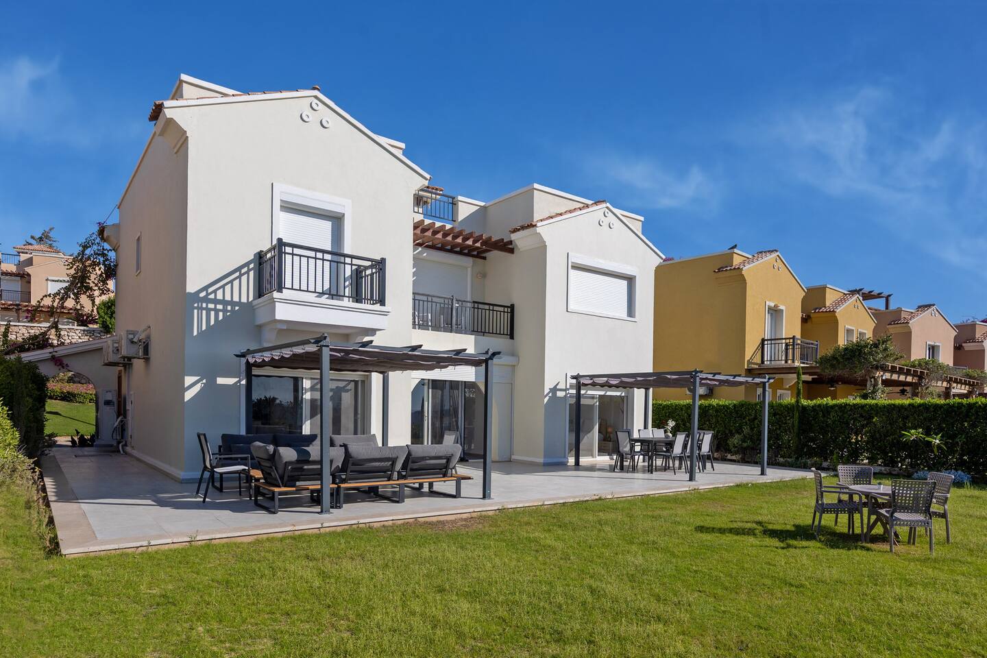 6 BDR Villa - Prime Holidays Mountain View — Exterior in Prime Holidays Mountain View, North Coast, Egypt — photo 2