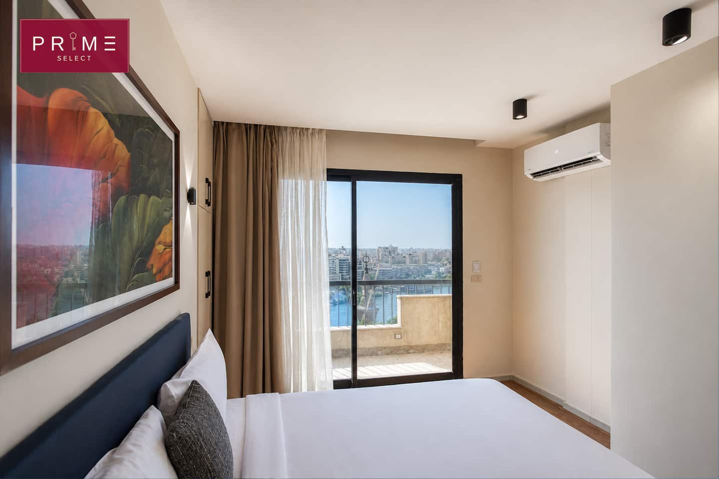 2 BDRs Apt. NileView- Prime Select Zamalek Central — Bedroom 2 in Prime Select Zamalek Central, Cairo, Egypt — photo 3