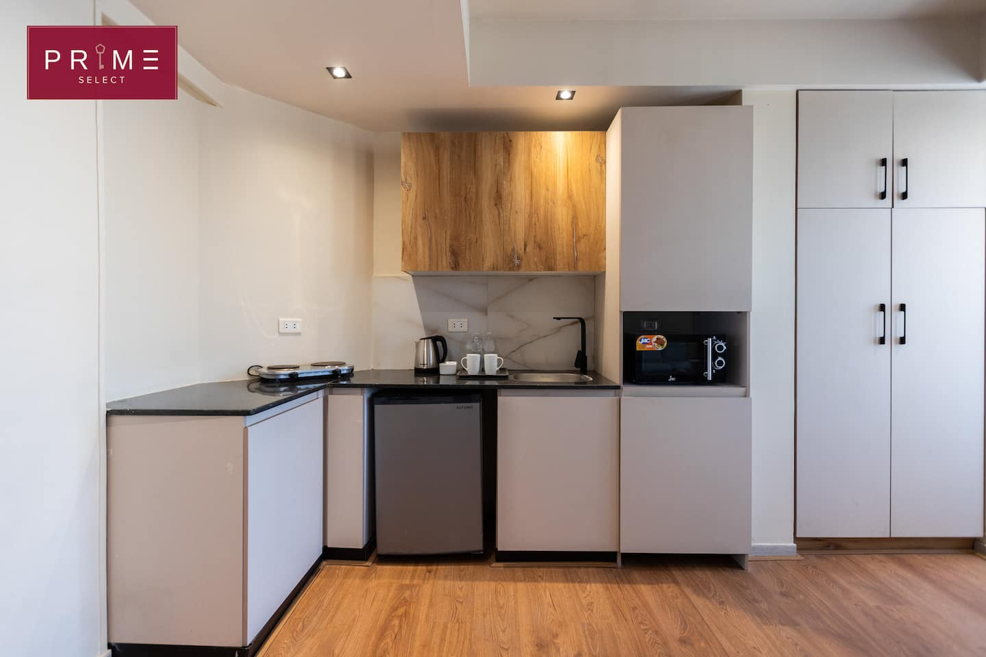Studio Twin beds - Prime Select Zamalek Central — Full Kitchen in Prime Select Zamalek Central, Cairo, Egypt — photo 2
