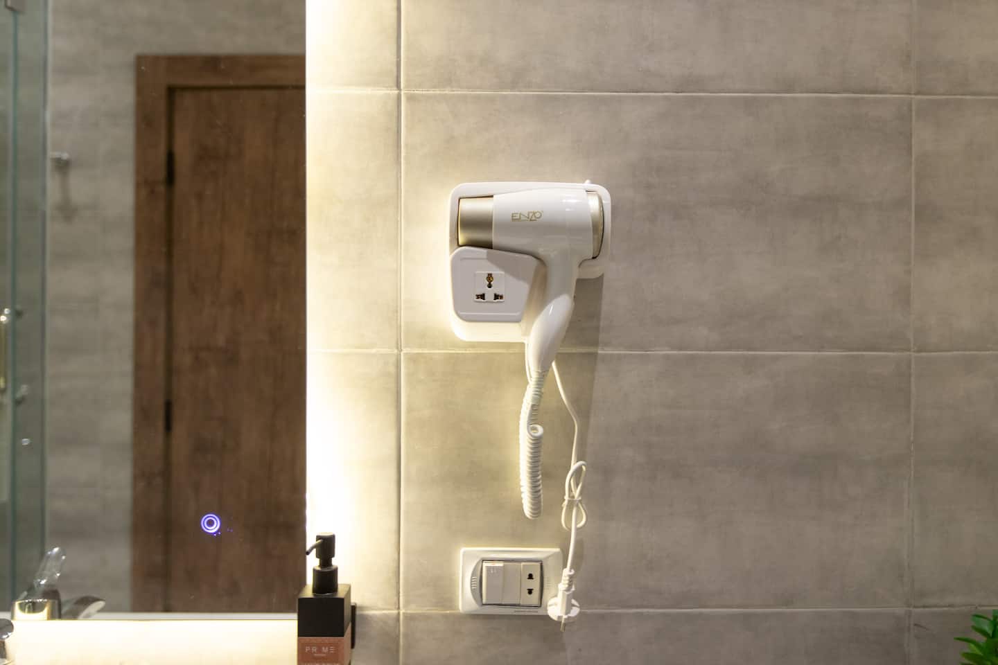 Std. Queen bed - Prime Boutique Heliopolis Terrace — Full bathroom 1 in Prime Boutique Heliopolis Terrace, Cairo, Egypt — photo 3