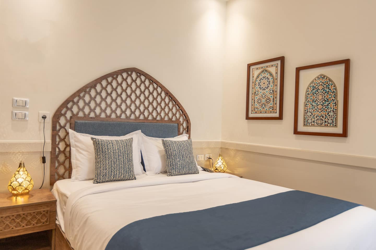 Std. Queen bed - Prime Boutique Heliopolis Terrace — Bedroom 1 in Prime Boutique Heliopolis Terrace, Cairo, Egypt — photo 2
