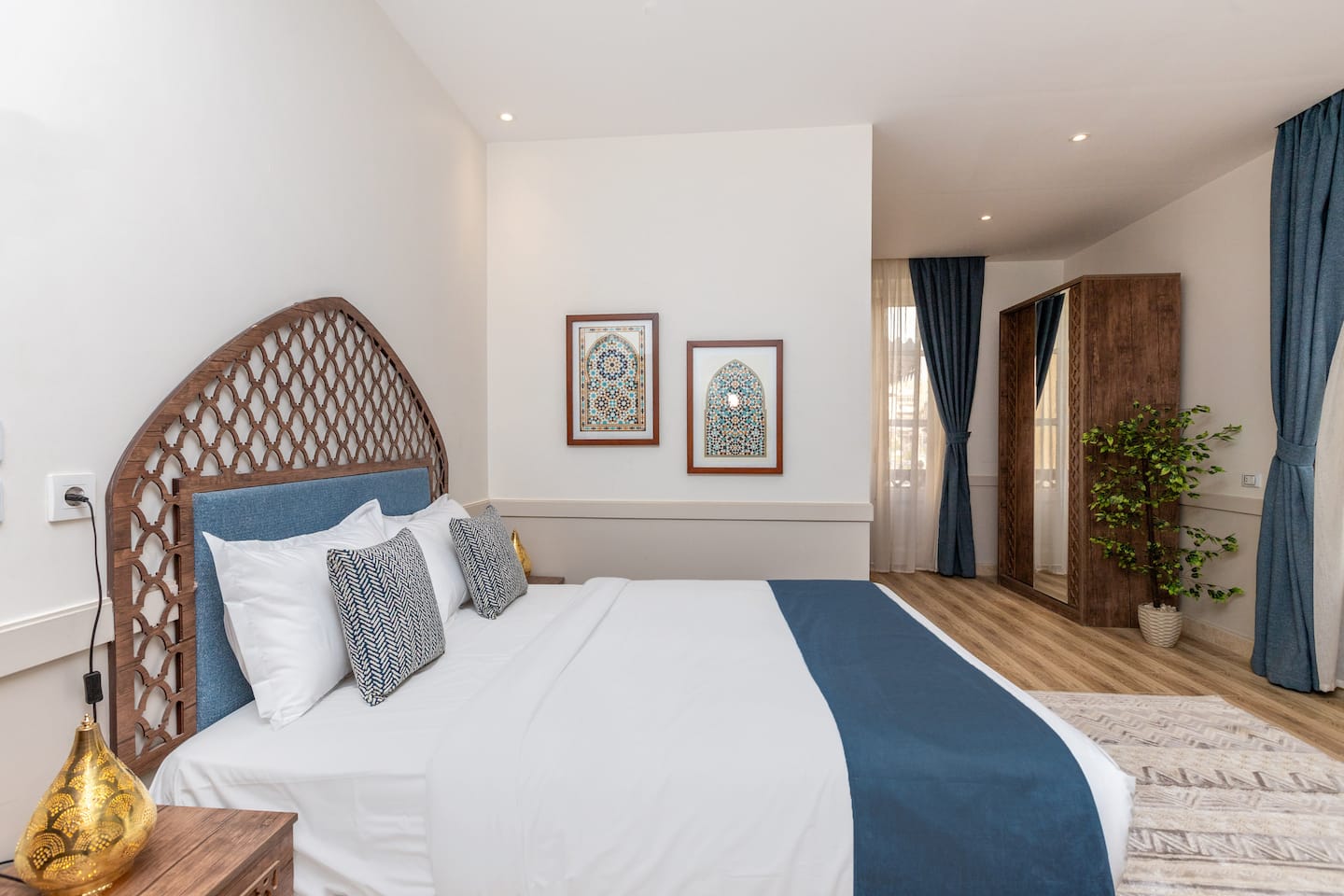 Std. Queen bed - Prime Boutique Heliopolis Terrace — Bedroom 1 in Prime Boutique Heliopolis Terrace, Cairo, Egypt — photo 3