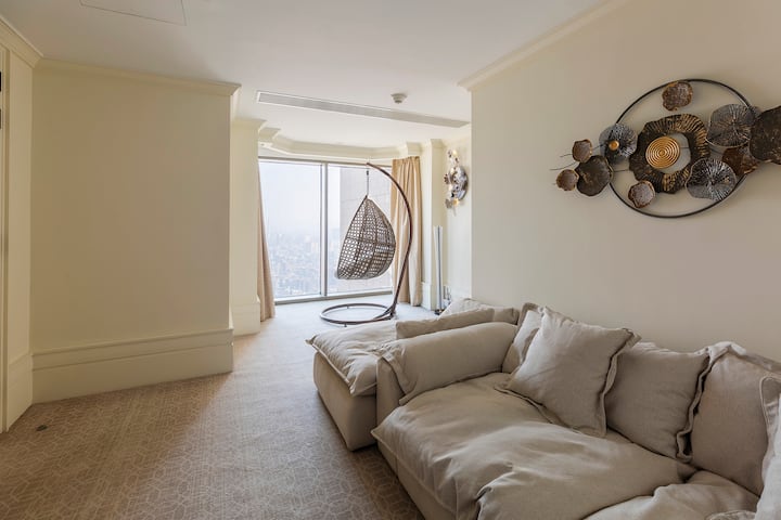 DHB STAYS | St. Regis 2BR Partial Nile View Apt — Living Room in Cairo, Egypt, Egypt — photo 3