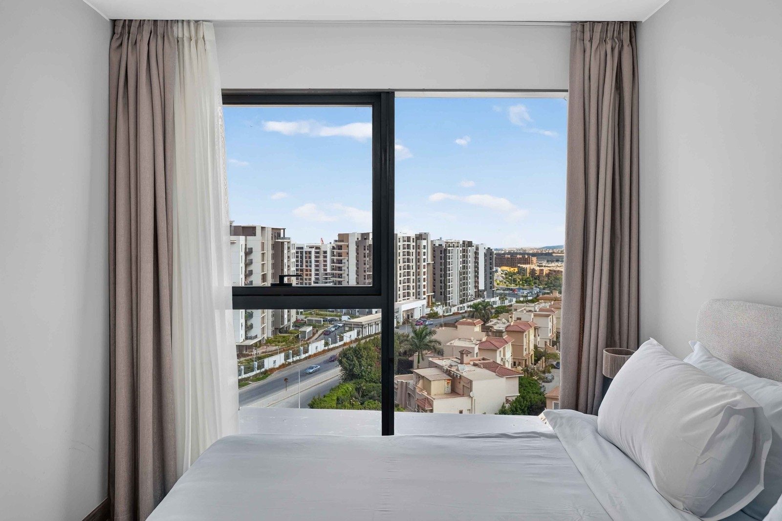 Peaceful 2BR Apartment – Sheikh Zayed – ZED Towers — Bedroom 1 in ZED Towers, Sheikh Zayed, Egypt — photo 3