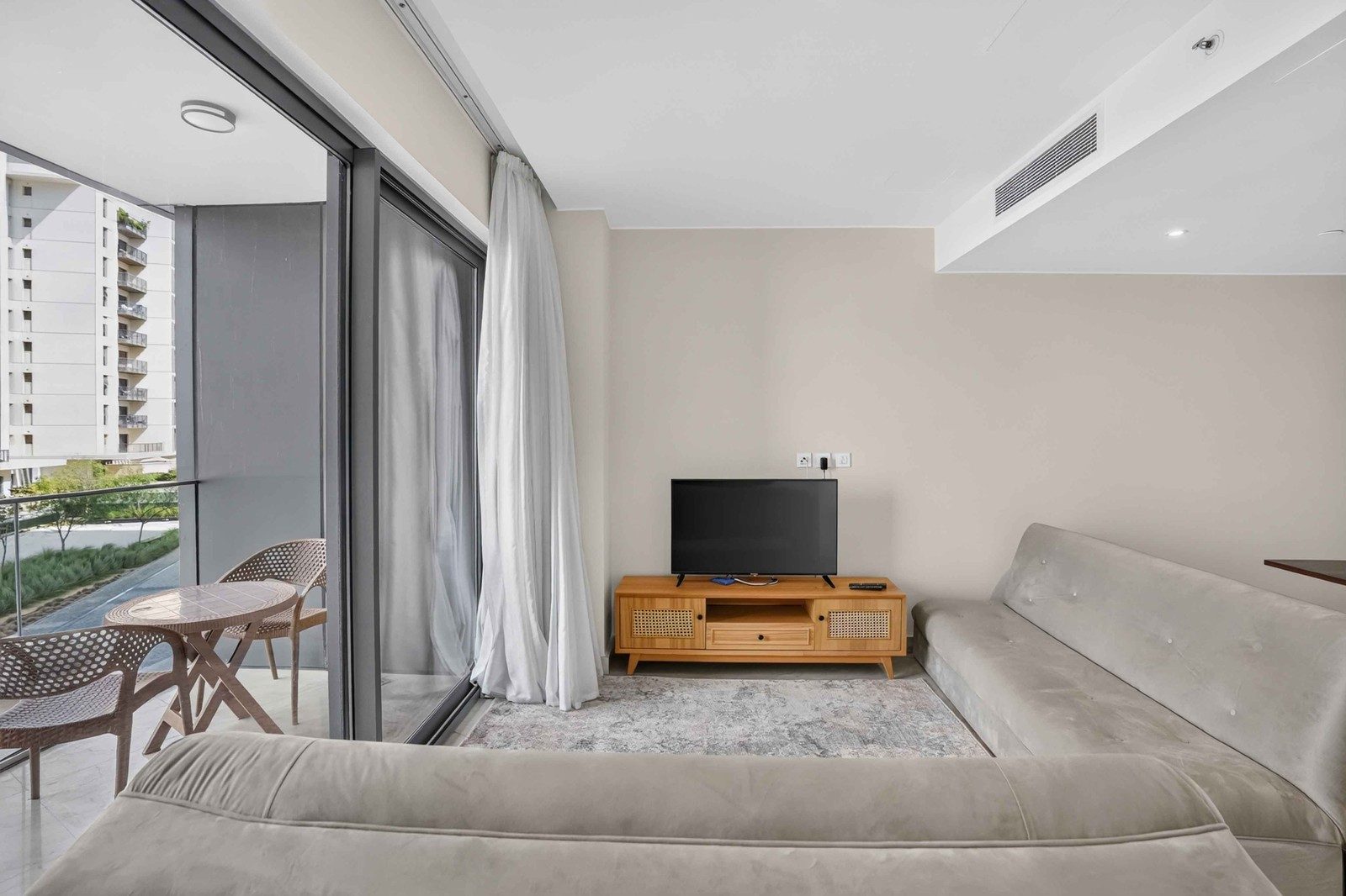 Luxurious Studio – Sheikh Zayed – ZED Towers — Living Room in ZED Towers, Sheikh Zayed, Egypt