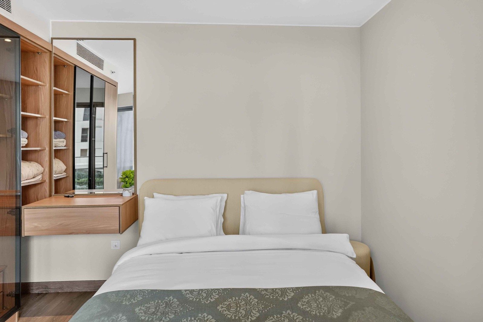 Luxurious Studio – Sheikh Zayed – ZED Towers — Bedroom 1 in ZED Towers, Sheikh Zayed, Egypt — photo 2