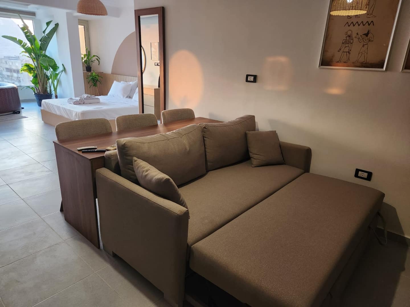Giza Oasis Studio3 with Jacuzzi — Living Room in Nazlet El Batran, Giza, Egypt — photo 3