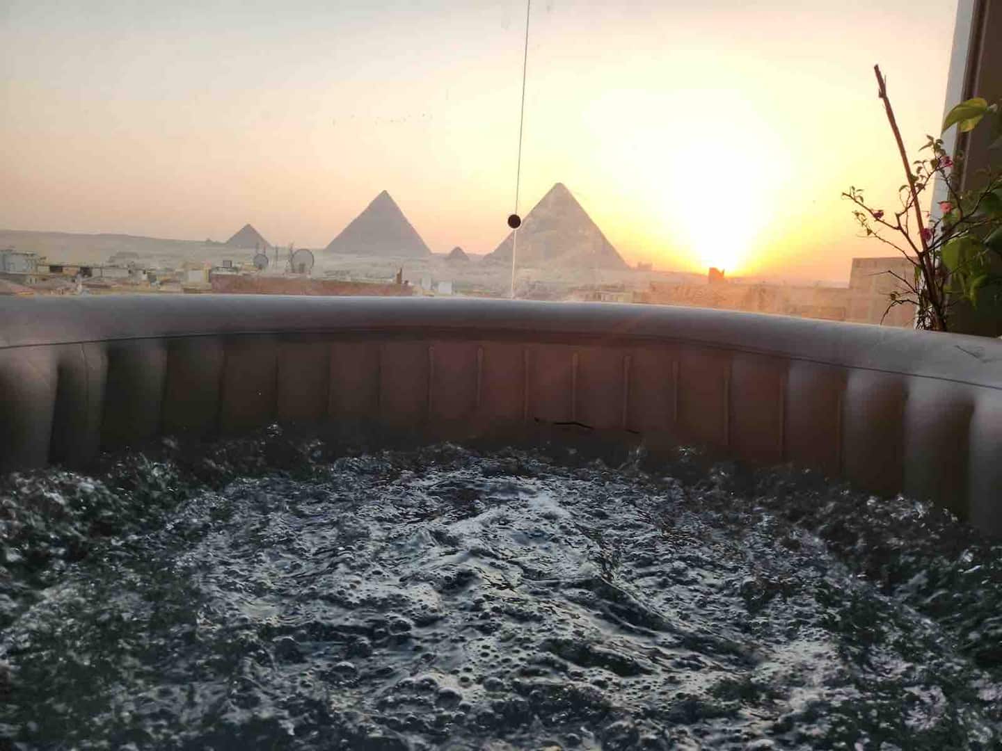 Giza Oasis Studio3 with Jacuzzi — Hot Tub in Nazlet El Batran, Giza, Egypt