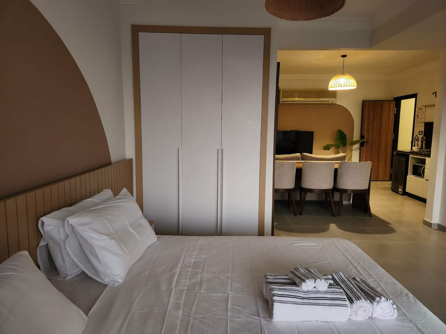 Giza Oasis Studio3 with Jacuzzi — Additional Photos in Nazlet El Batran, Giza, Egypt — photo 3