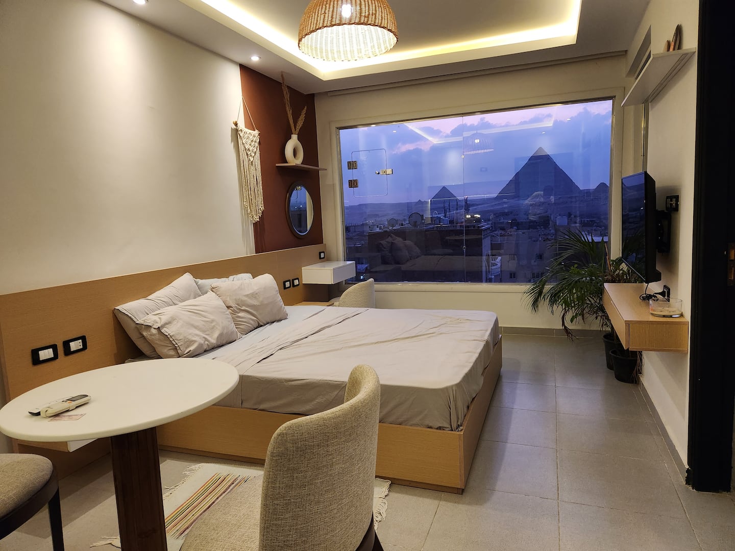 Giza Oasis Studio2 with Jacuzzi — Additional Photos in Nazlet El Batran, Giza, Egypt — photo 2