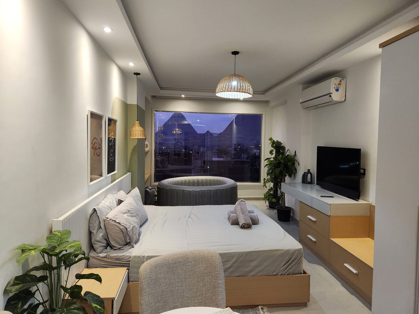 Giza Oasis Studio1 with Jacuzzi — Additional Photos in Nazlet El Batran, Giza, Egypt
