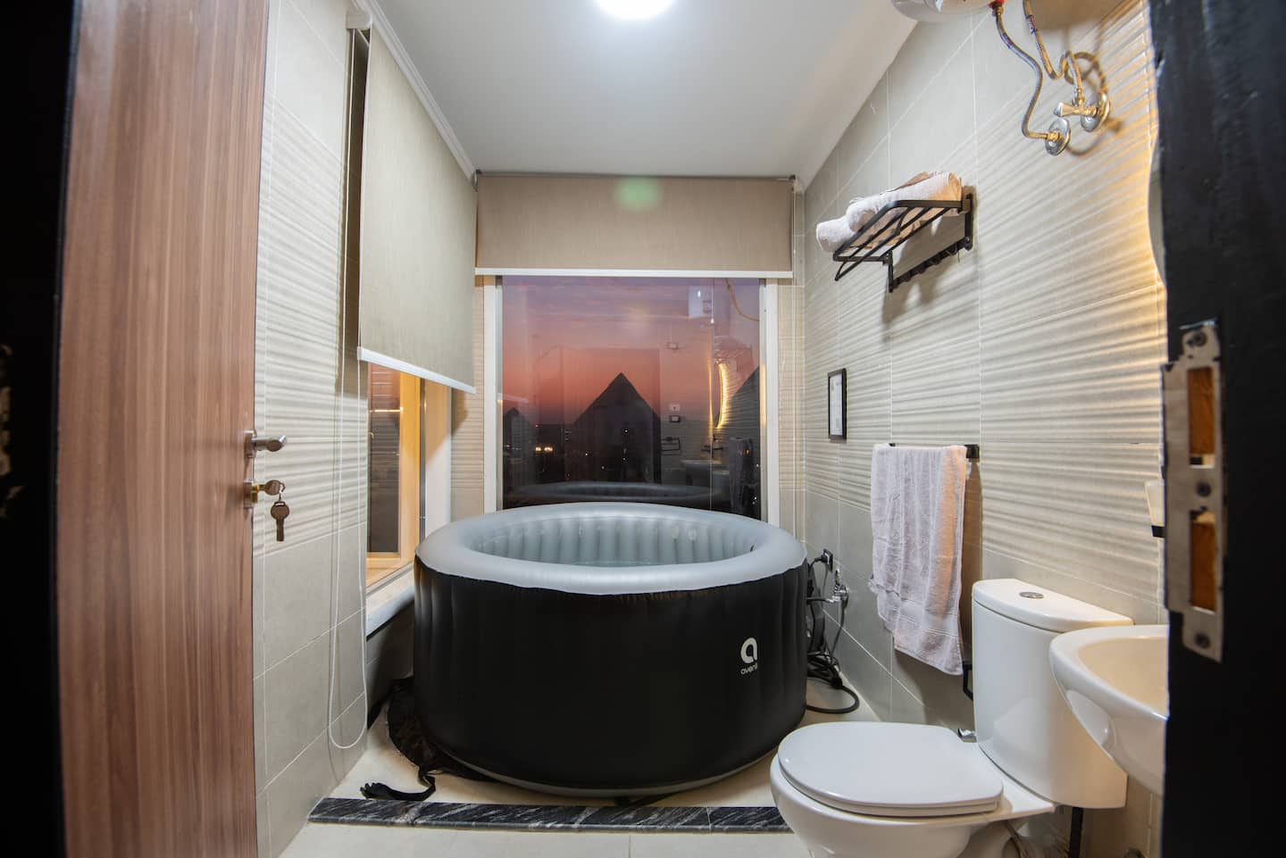 Giza Oasis Studio5 with Jacuzzi — Full bathroom 1 in Giza, Egypt — photo 3