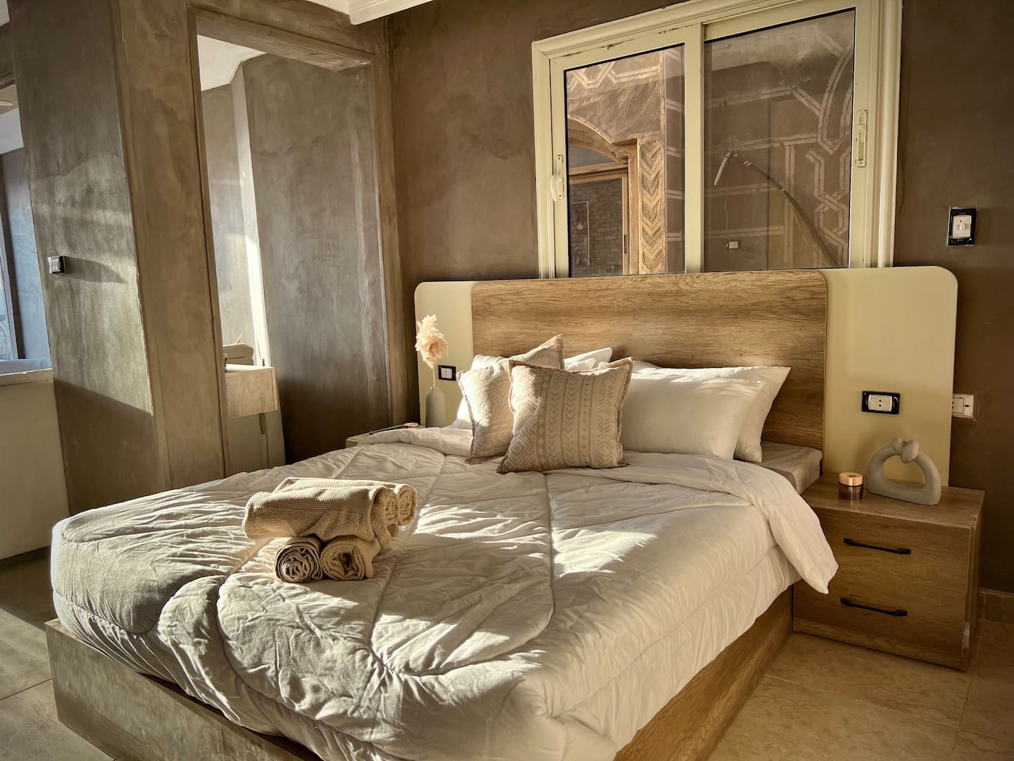 Amigos Pharaoh’s pyramids View with Rooftop 302 — Bedroom 1 in Giza, Egypt — photo 2