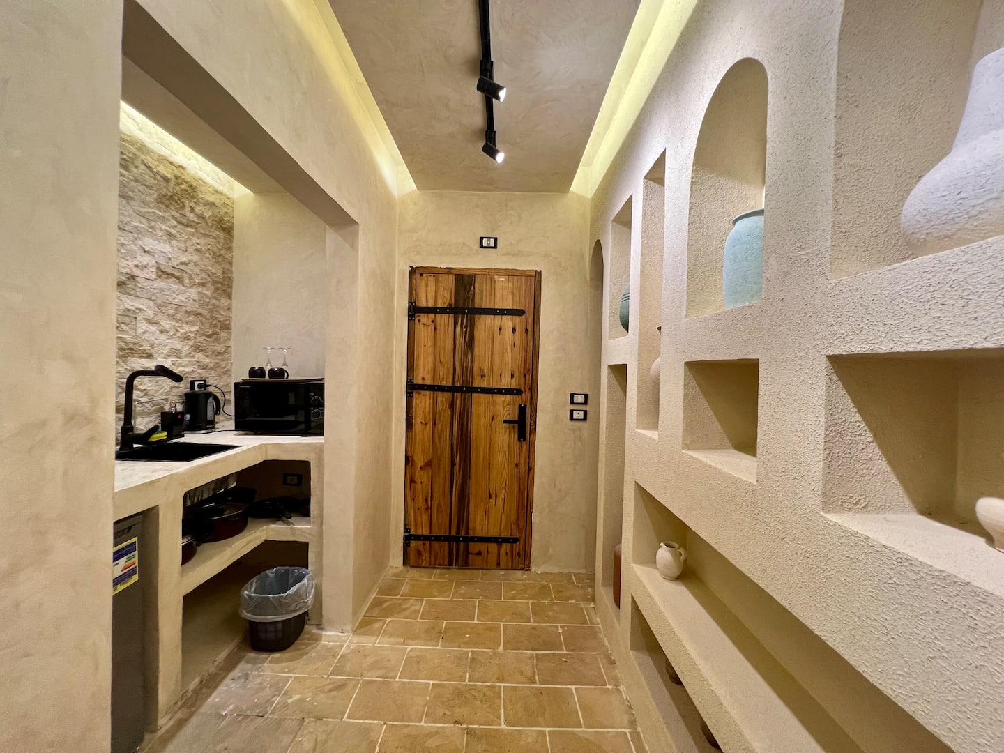 Amigos Amarena. Lovely healing Experience — Full Kitchen in Pyramids Gardens, Giza, Egypt