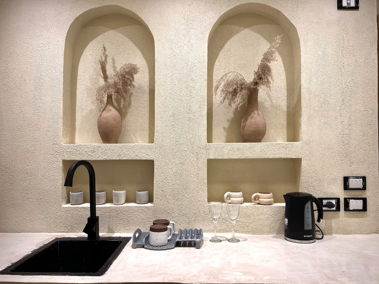 Amigos Amarena 2. Boho studio with Roof Terrace — Full Kitchen in Giza, Egypt