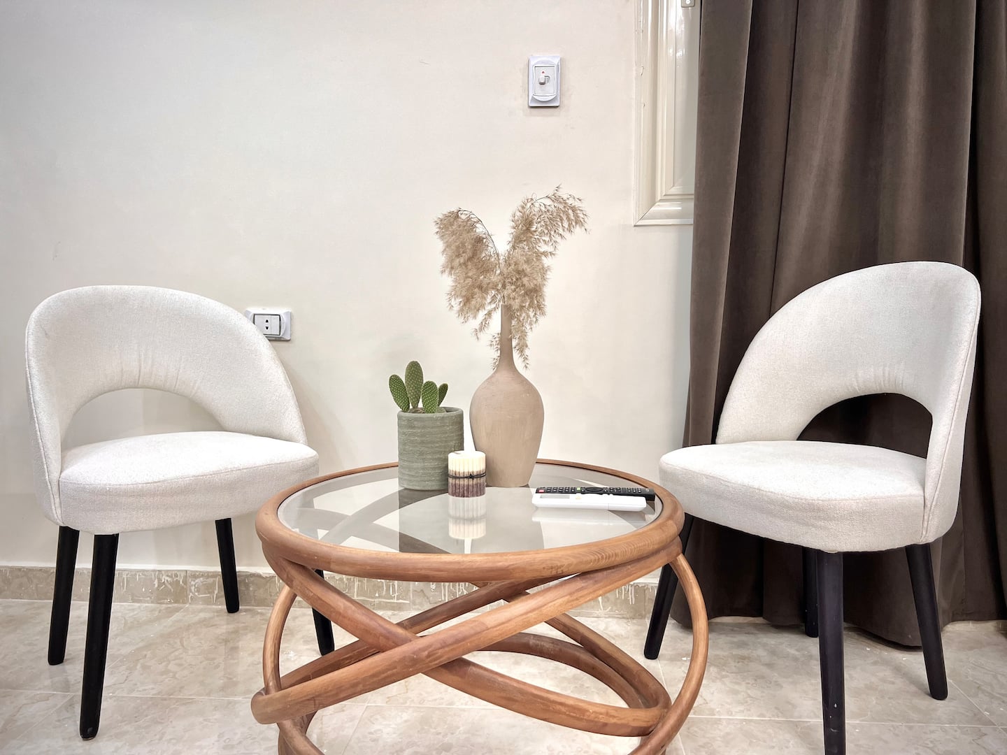 Amigos Lunarena studio with Roof Terrace 304 — Living Room in Giza, Egypt — photo 2