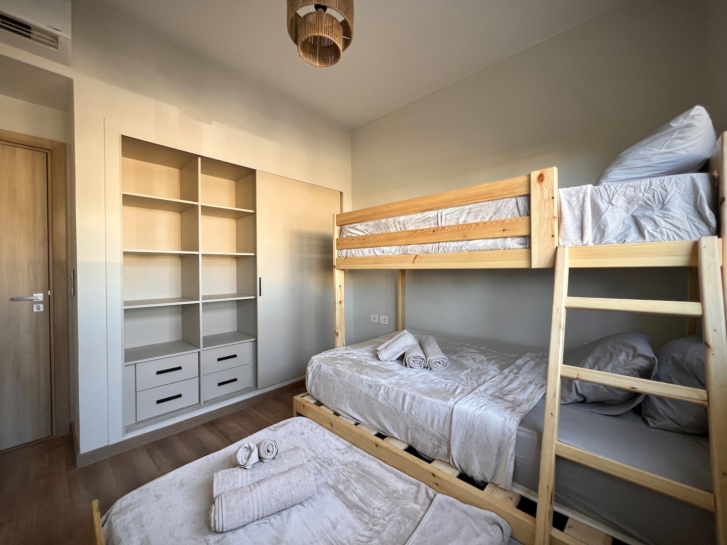 Mar Amor.Twinhouse w/jacuzzi lagoon direct@Elgouna — Bedroom 3 in Hurghada, El Gouna, Egypt — photo 3