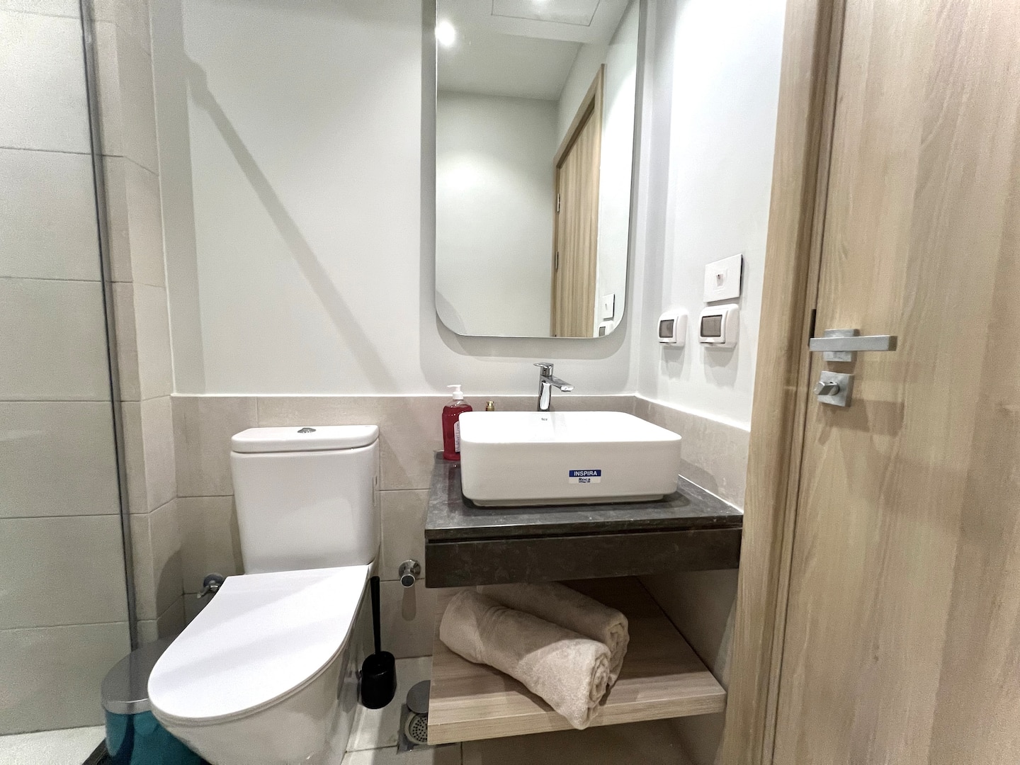 Mar Amor.Twinhouse w/jacuzzi lagoon direct@Elgouna — Full bathroom 1 in Hurghada, El Gouna, Egypt — photo 3