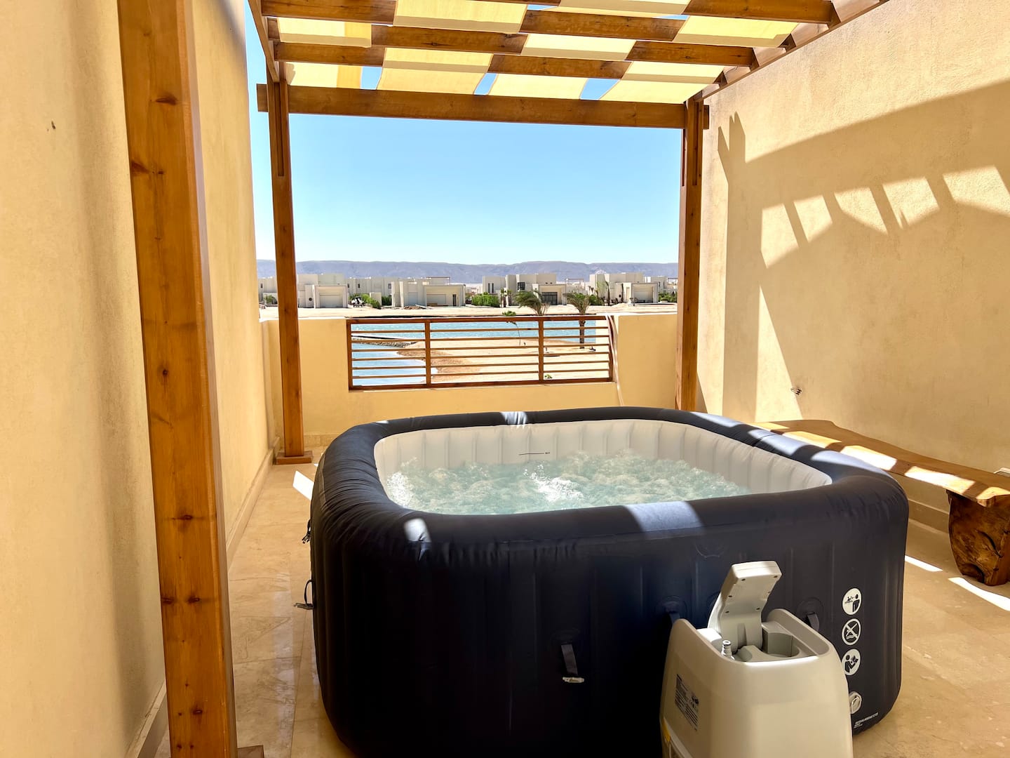 Mar Amor.Twinhouse w/jacuzzi lagoon direct@Elgouna — Hot Tub in Hurghada, El Gouna, Egypt — photo 3