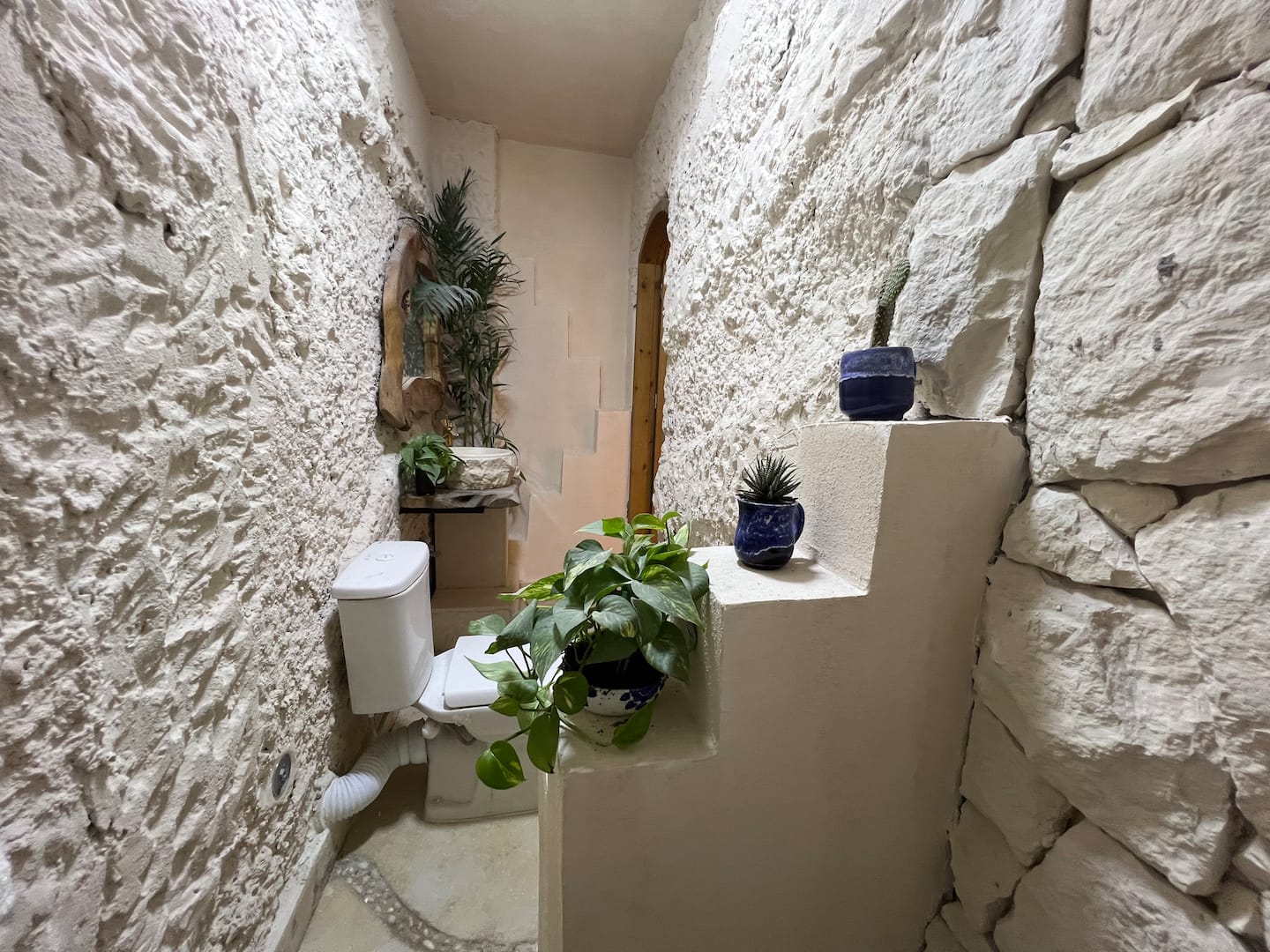 Almapura — Full bathroom 1 in Nazlat as Sammān, Giza, Egypt — photo 2