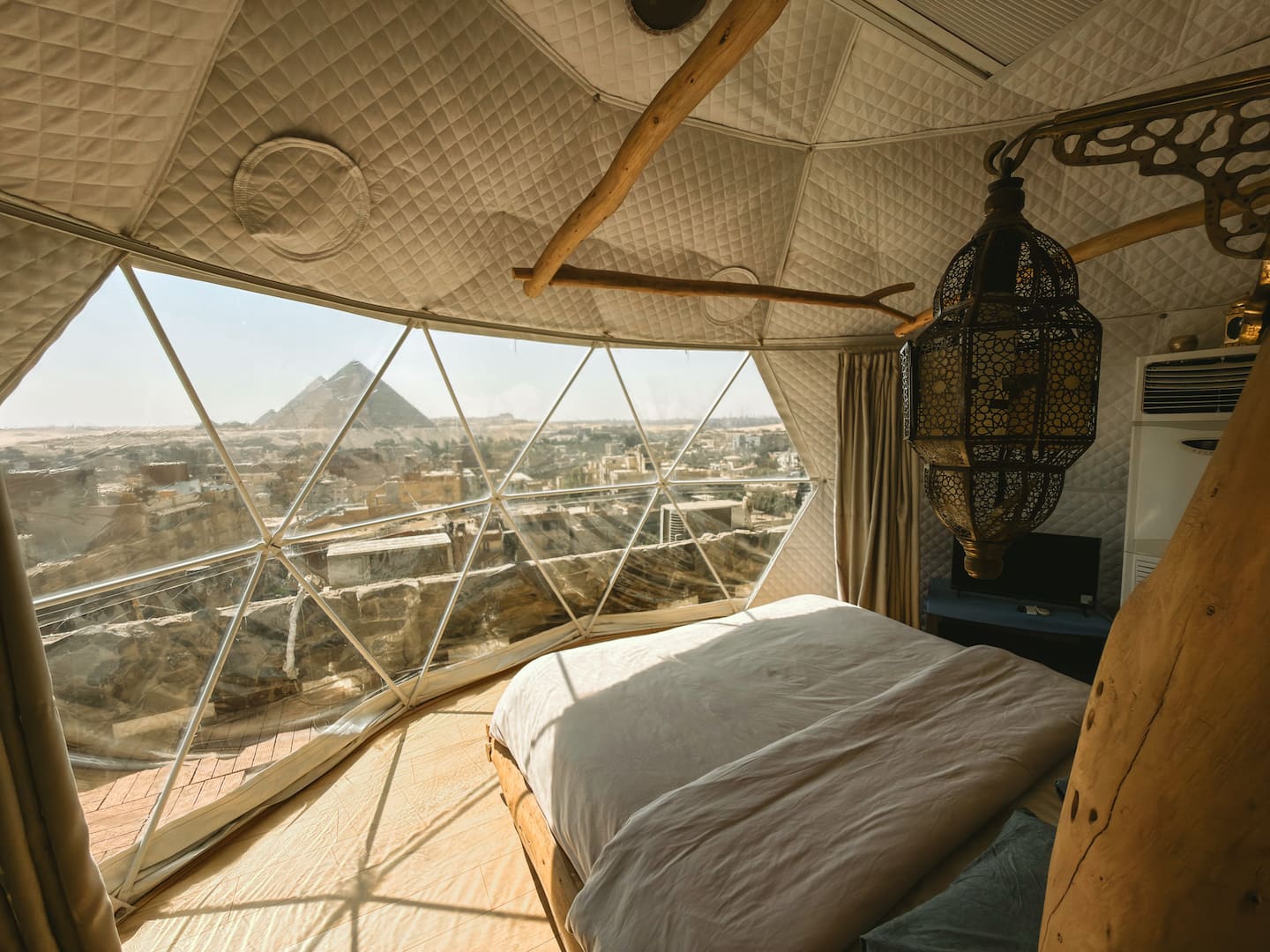 Esfera Celeste. Unique Luxury Dome w/pyramids view — Additional Photos in Nazlet El Batran, Giza, Egypt — photo 3