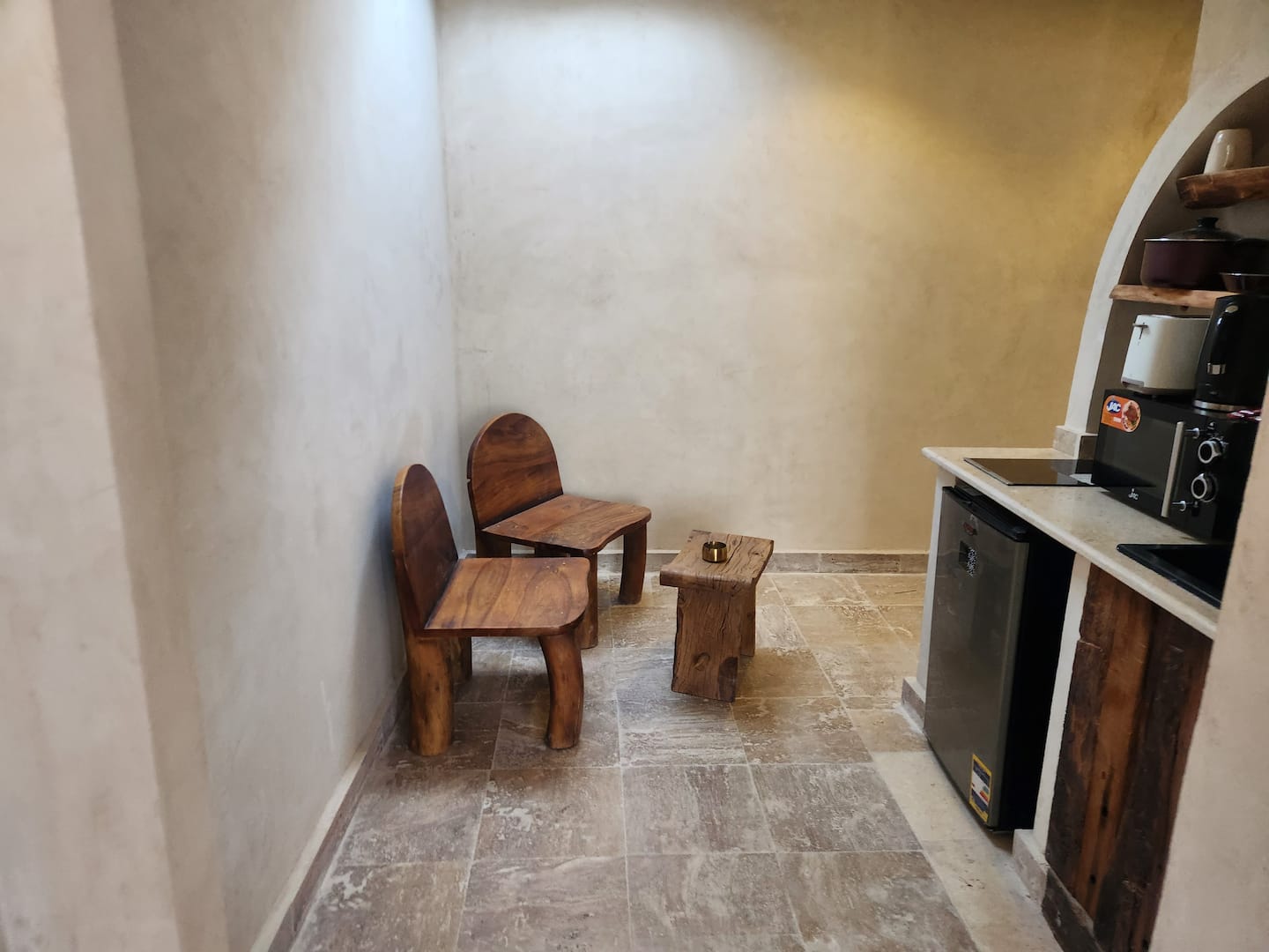 Suspiroo | Skylight + Private Jacuzzi Terrace — Full Kitchen in Giza, Egypt — photo 3