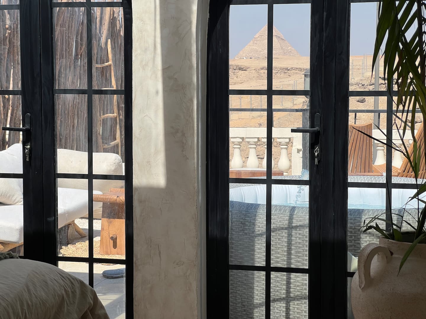 Altar. — Bedroom 1 in Giza, Egypt — photo 2