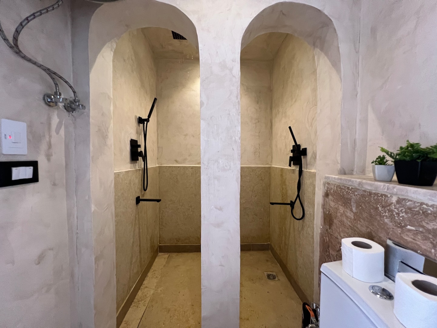 Altar. — Full bathroom 1 in Giza, Egypt — photo 3