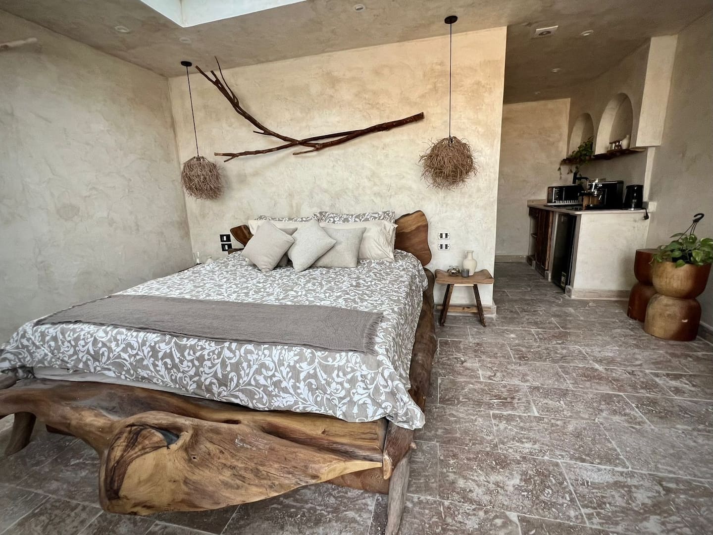 Cielitoo lindoo | Skylight + Private Jacuzzi — Bedroom 1 in Giza, Egypt — photo 2