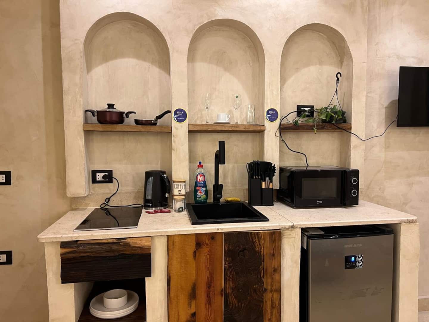 María bonitaa | Common Pyramids Lounge — Full Kitchen in Pyramids Gardens, Giza, Egypt — photo 3