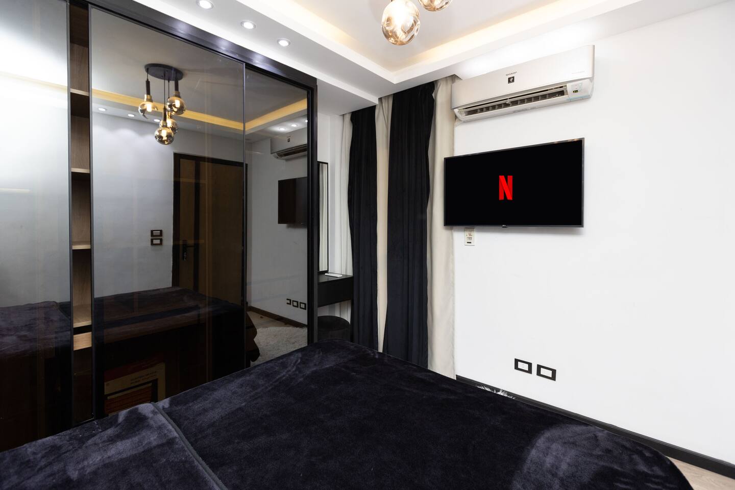 Amazing luxury 2BR Apt@Madinty+Patio with views! — Bedroom 1 in Madinaty, New Cairo, Egypt — photo 3