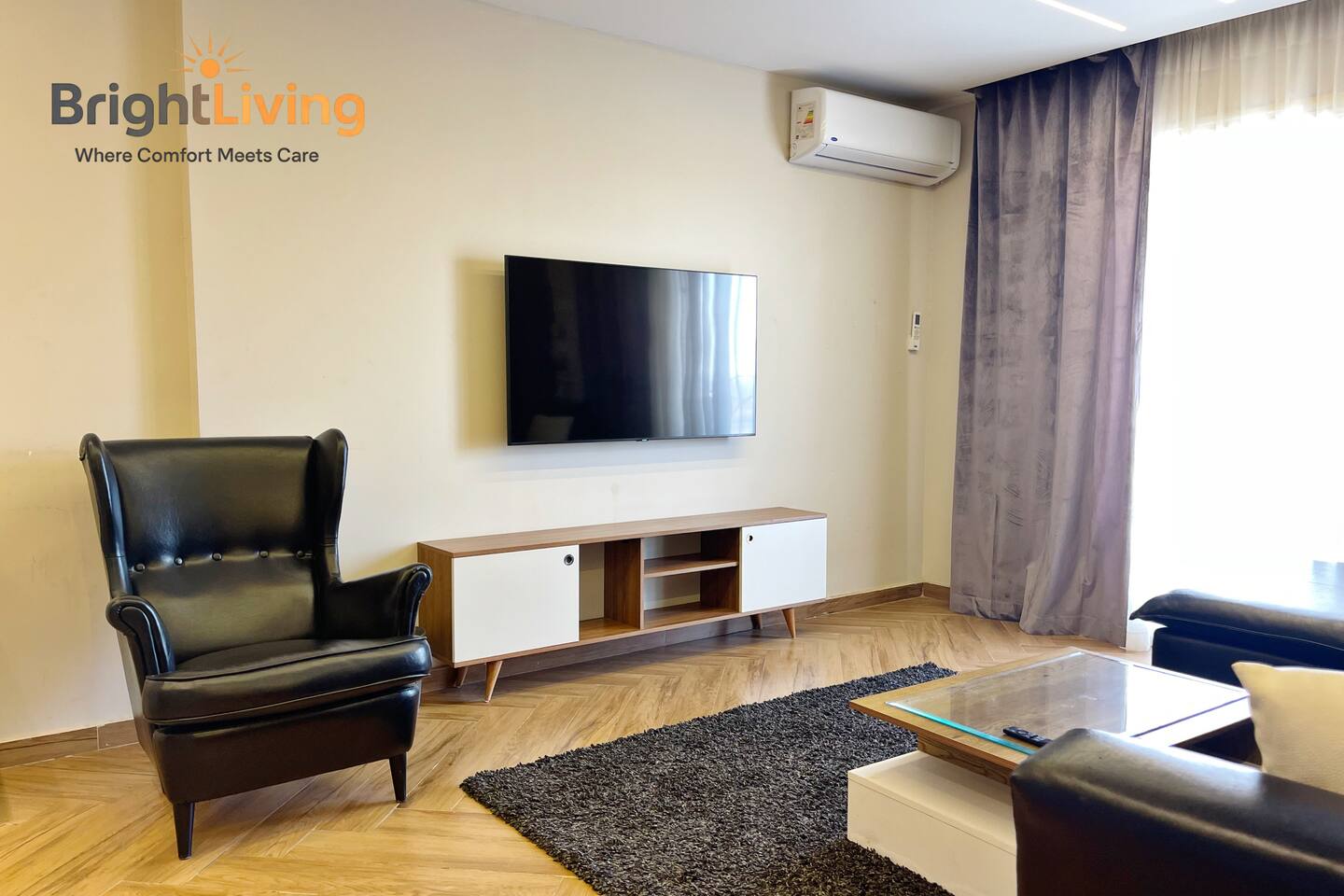 Super Luxury@Madinaty 3BR<MasterBR+5G Wifi+View — Living Room in Madinaty, New Cairo, Egypt — photo 3