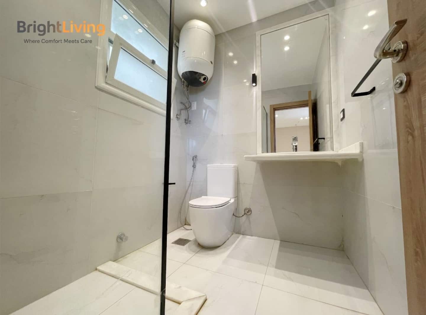 Super Luxury@Madinaty 3BR<MasterBR+5G Wifi+View — Full bathroom 2 in Madinaty, New Cairo, Egypt