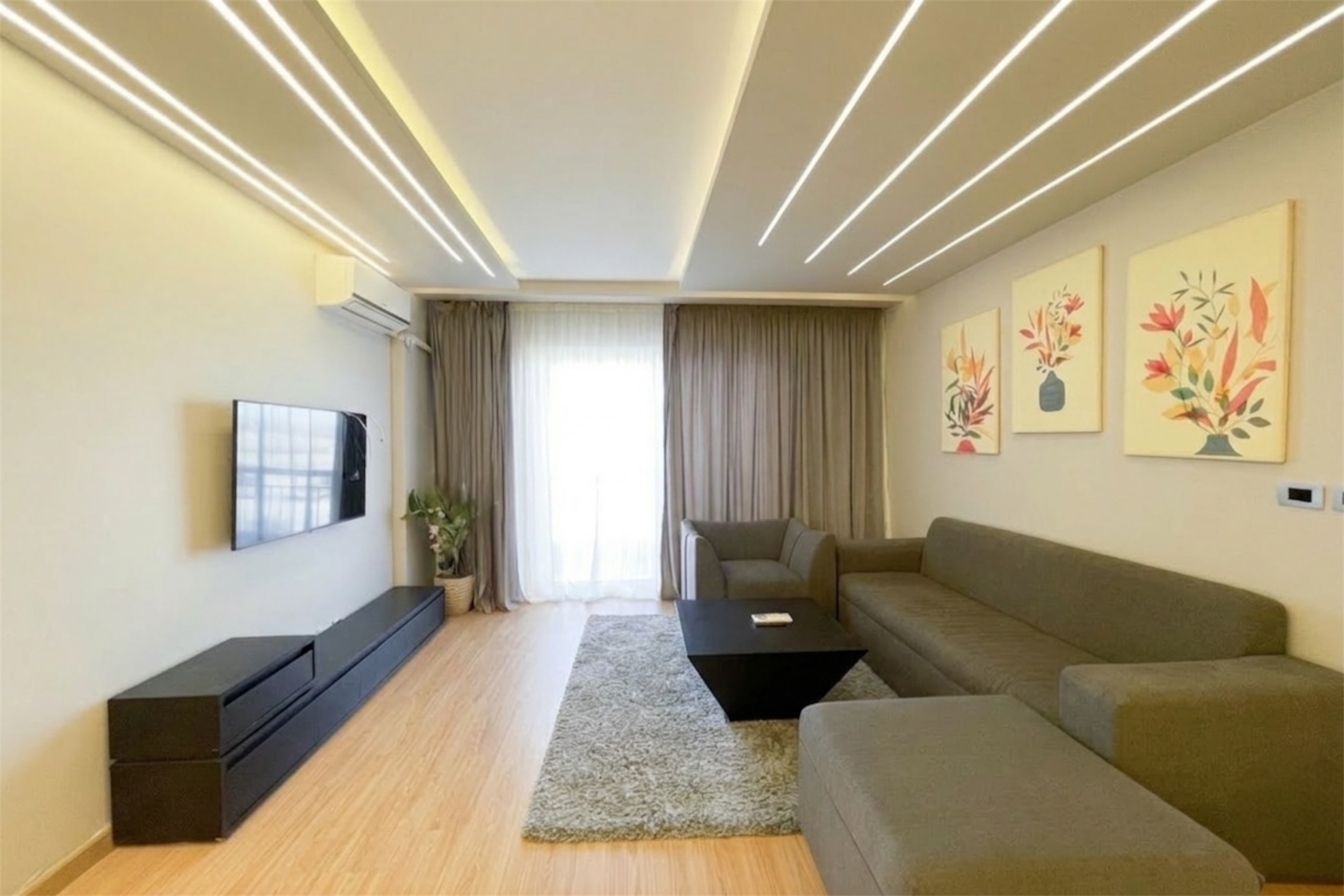 Hidden Gem@Madinaty+5GWifi&Stunning Patio+ (VIEW) — Living Room in Madinaty, New Cairo, Egypt