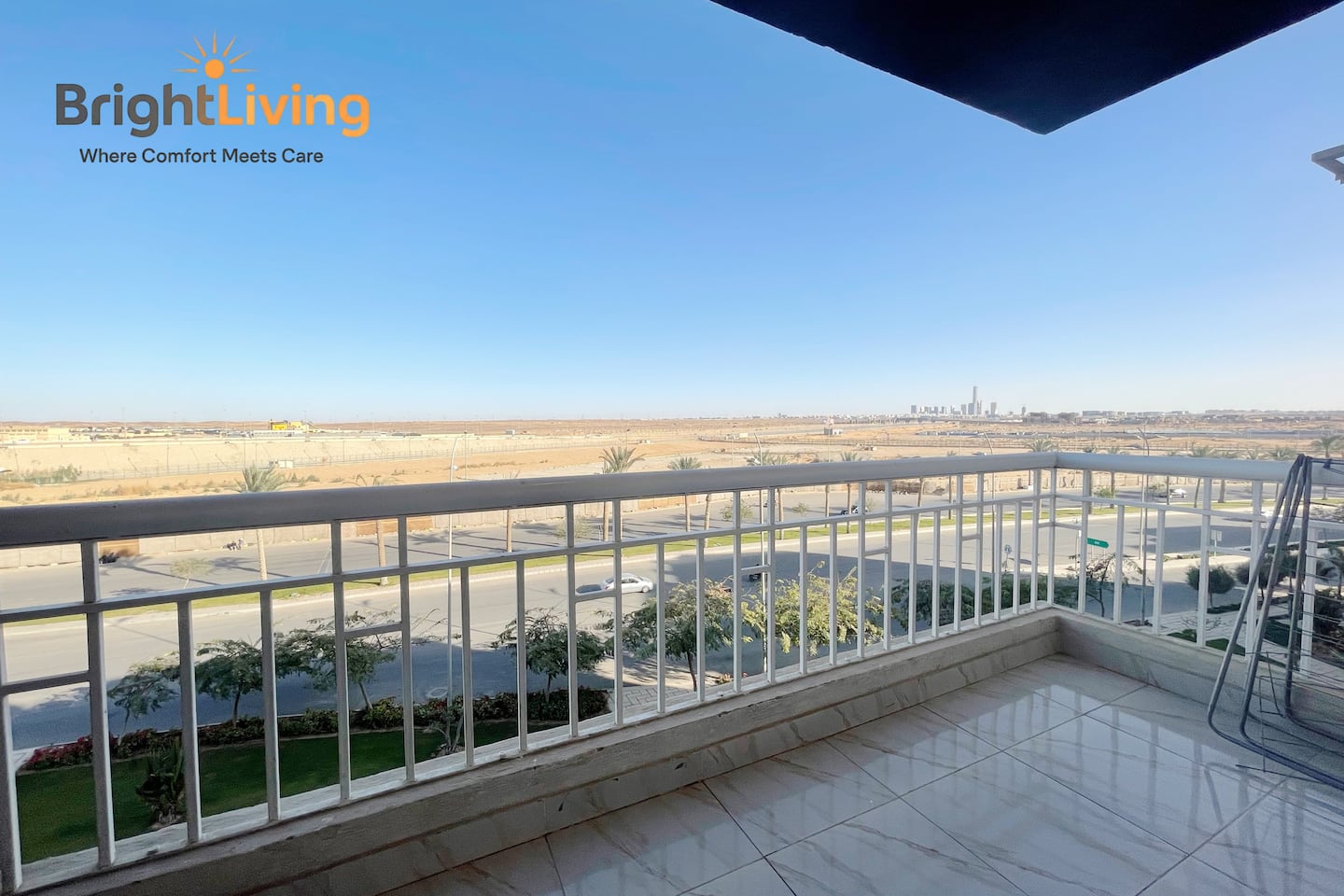 Hidden Gem@Madinaty+5GWifi&Stunning Patio+ (VIEW) — Balcony in Madinaty, New Cairo, Egypt — photo 3