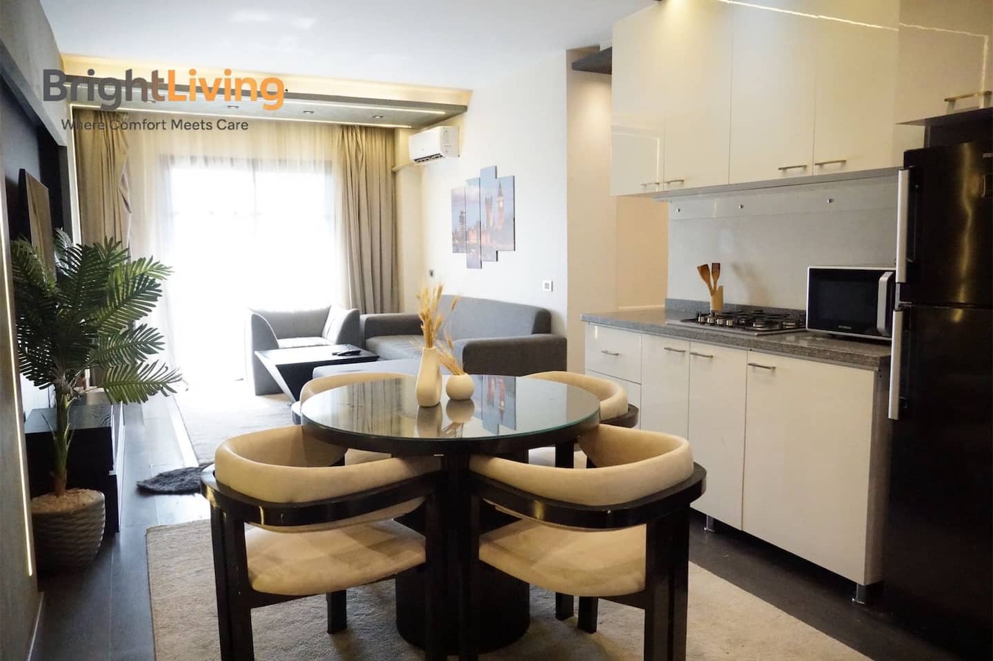 Luxury Living@Madinaty+Lovely Garden View&5G Wifi — Dining Area in Madinaty, New Cairo, Egypt — photo 3