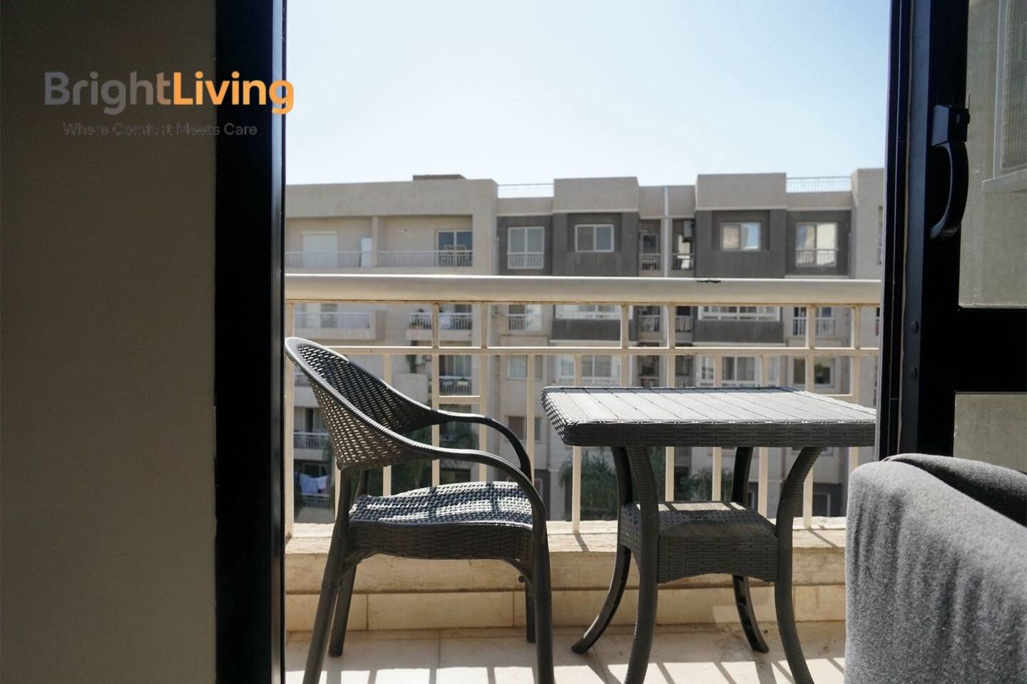 Luxury Living@Madinaty+Lovely Garden View&5G Wifi — Balcony in Madinaty, New Cairo, Egypt