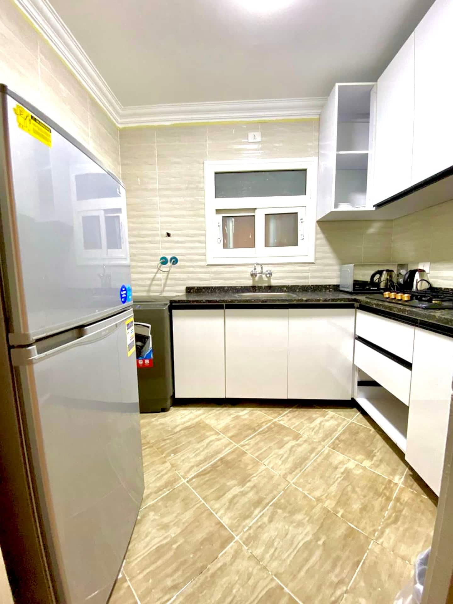 Luxury Gem-> 1Min walk from Mall@Madinaty+5G Wifi — Full Kitchen in Madinaty, New Cairo, Egypt — photo 2