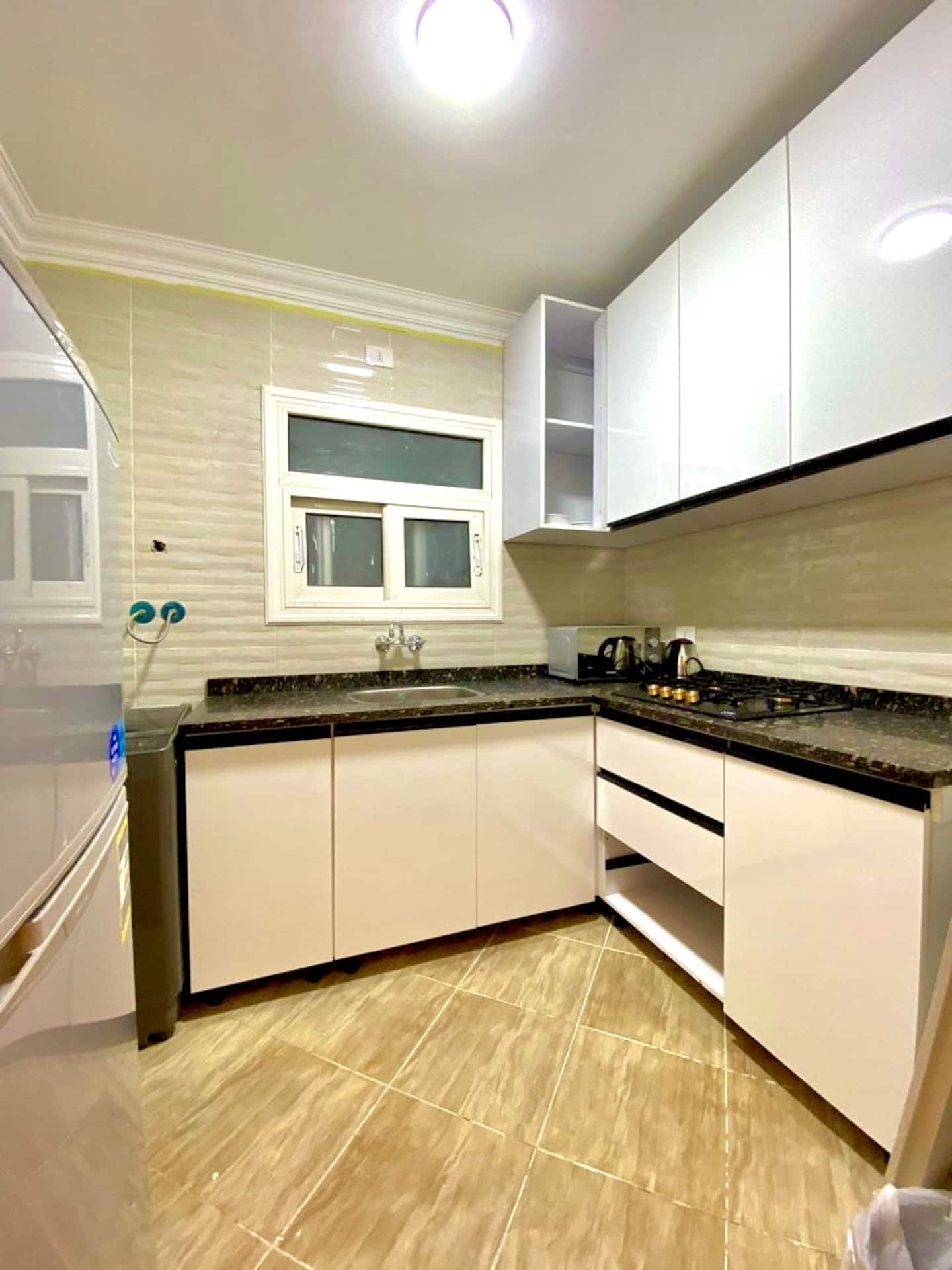 Luxury Gem-> 1Min walk from Mall@Madinaty+5G Wifi — Full Kitchen in Madinaty, New Cairo, Egypt — photo 3