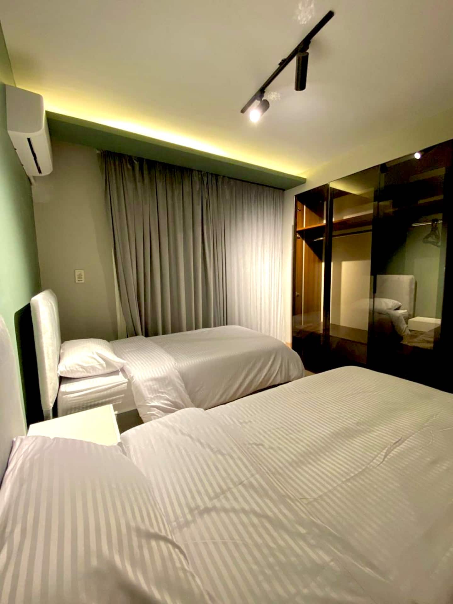 Luxury Gem-> 1Min walk from Mall@Madinaty+5G Wifi — Bedroom 1 in Madinaty, New Cairo, Egypt — photo 2