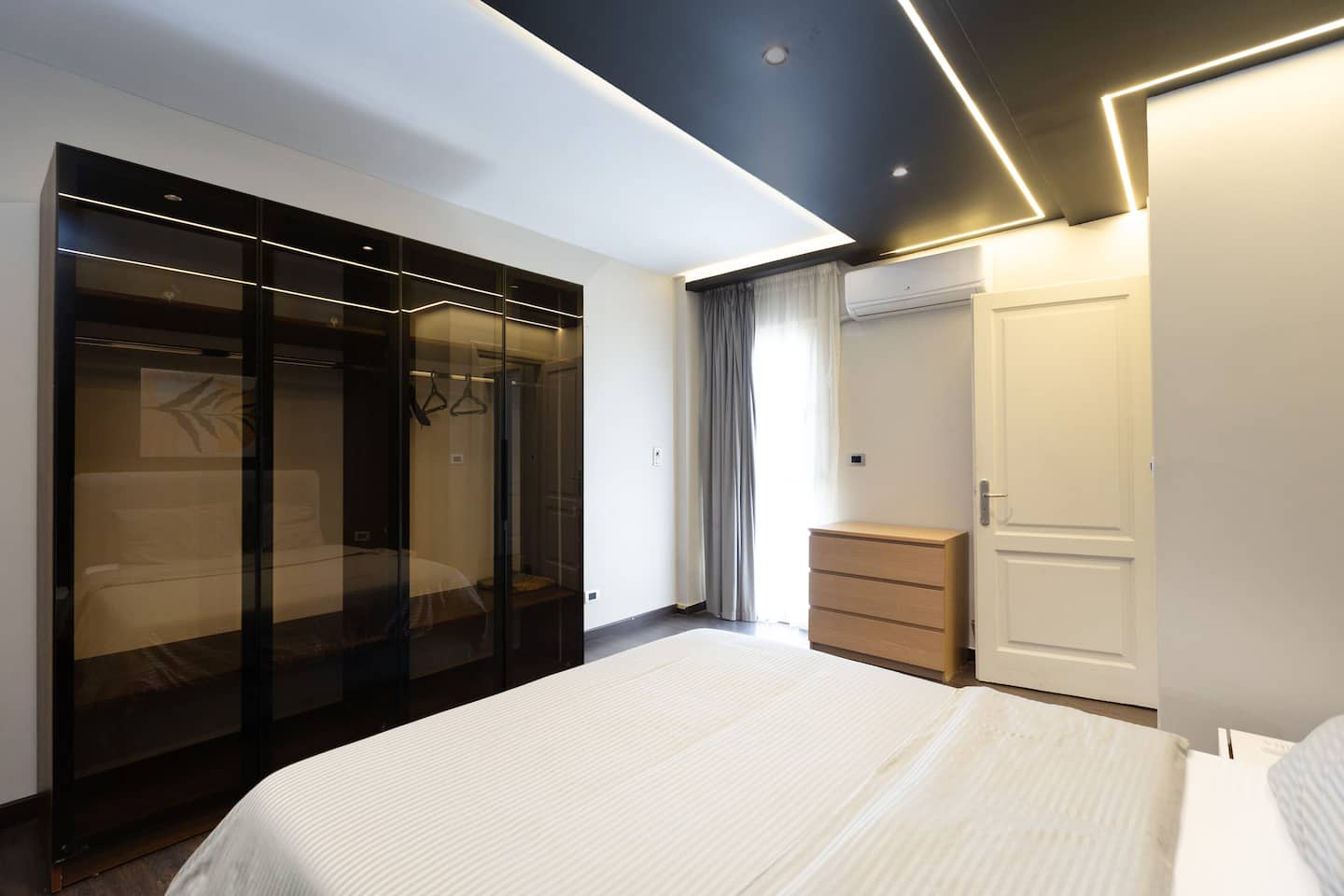 Spacious Luxury Apartment@Madinaty-6Guests+5G wifi — Bedroom 1 in Madinaty, New Cairo, Egypt — photo 3