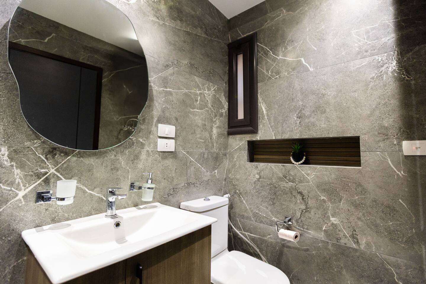 Pure Luxury Awaits-> in our Spacious 2BR Oasis — Full bathroom 2 in Madinaty, New Cairo, Egypt — photo 3