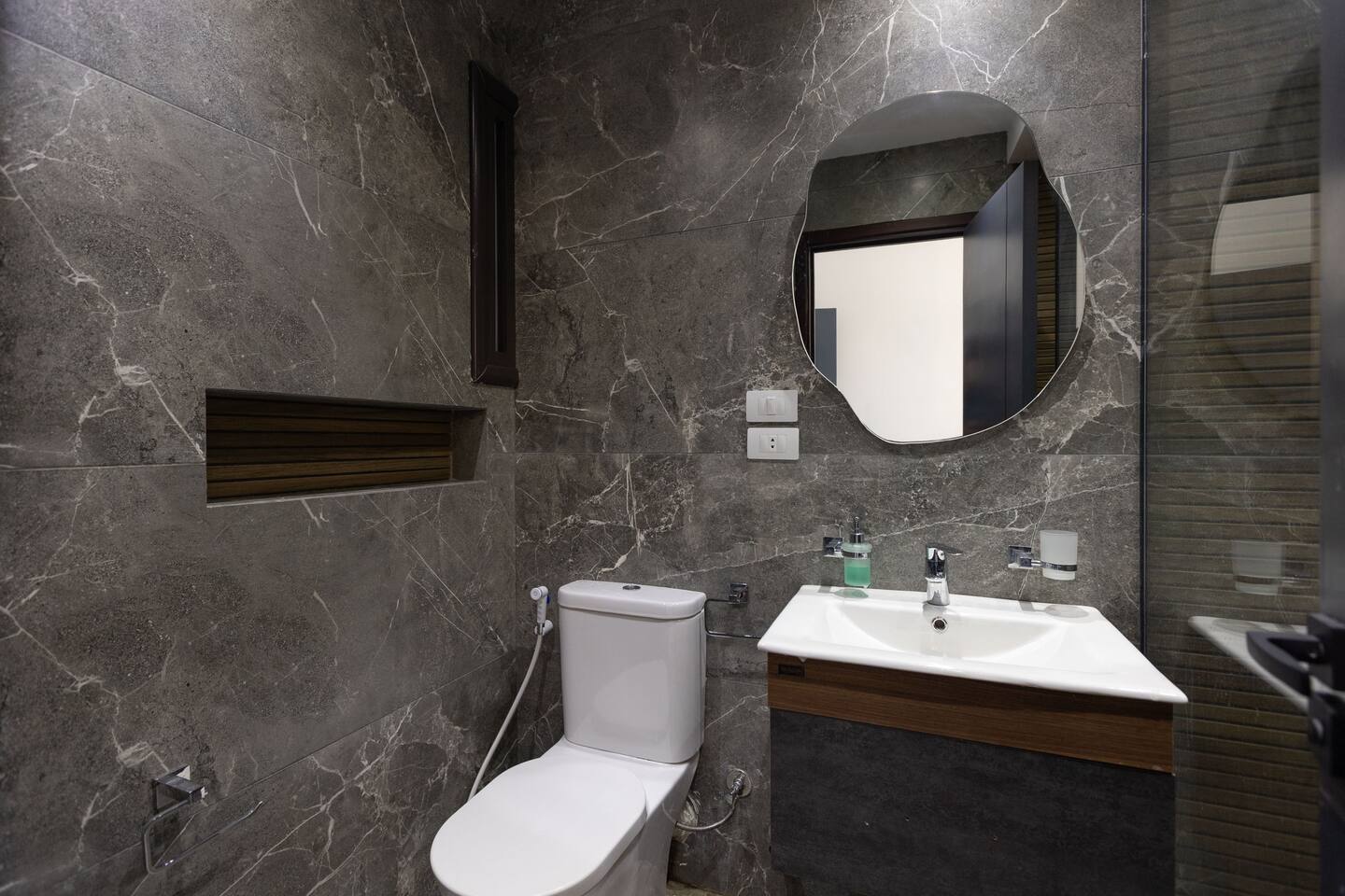 Your Personal Luxury 3BR Retreat — Full bathroom 1 in Madinaty, New Cairo, Egypt
